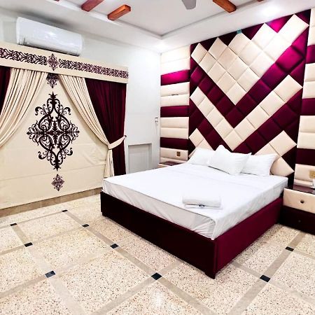 Lavish Inn Iszlámábád Kültér fotó
