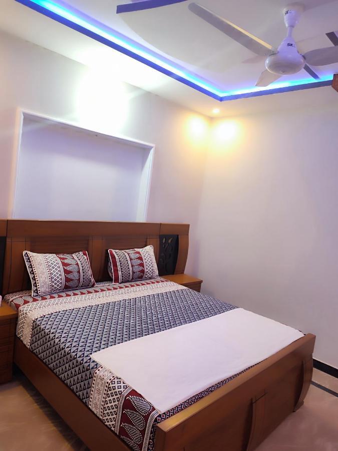 Lavish Inn Iszlámábád Kültér fotó